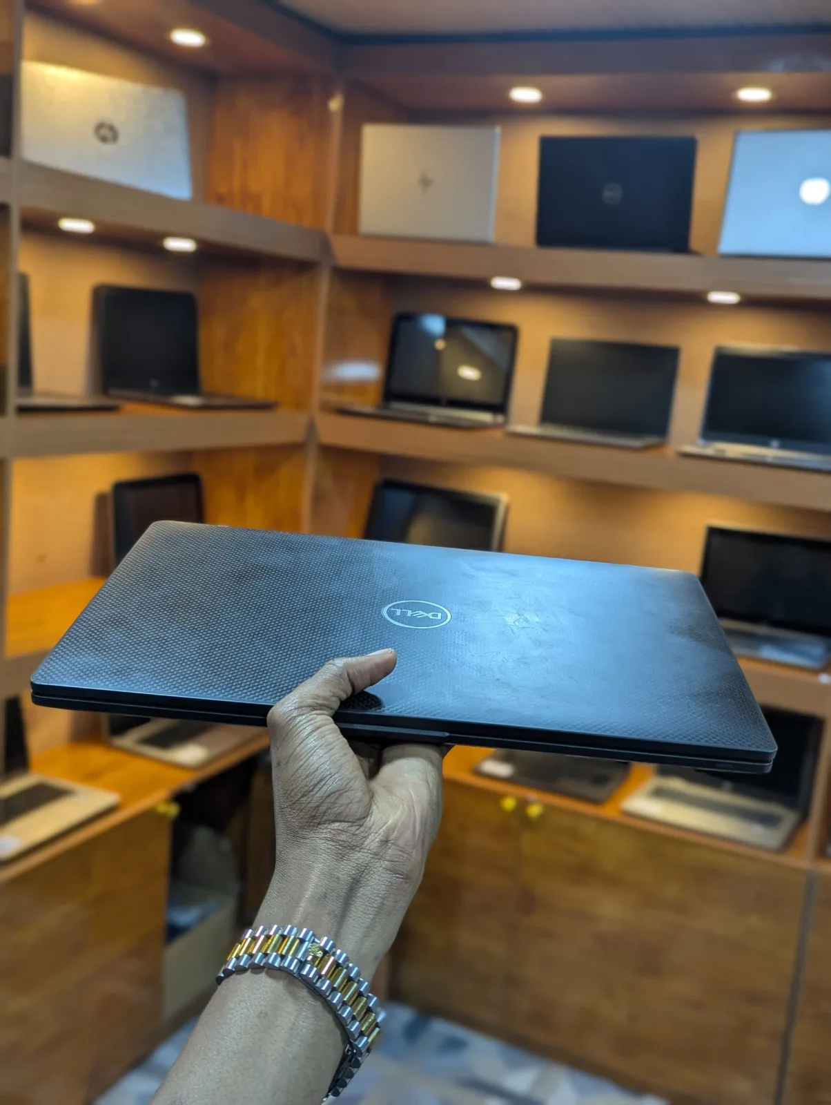 Dell Latitude 7400 Touchscreen Thumbnail 5