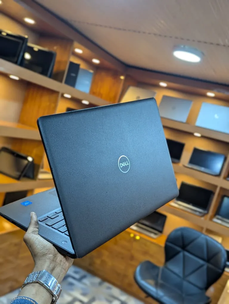 Dell Latitude 3490 Thumbnail 7