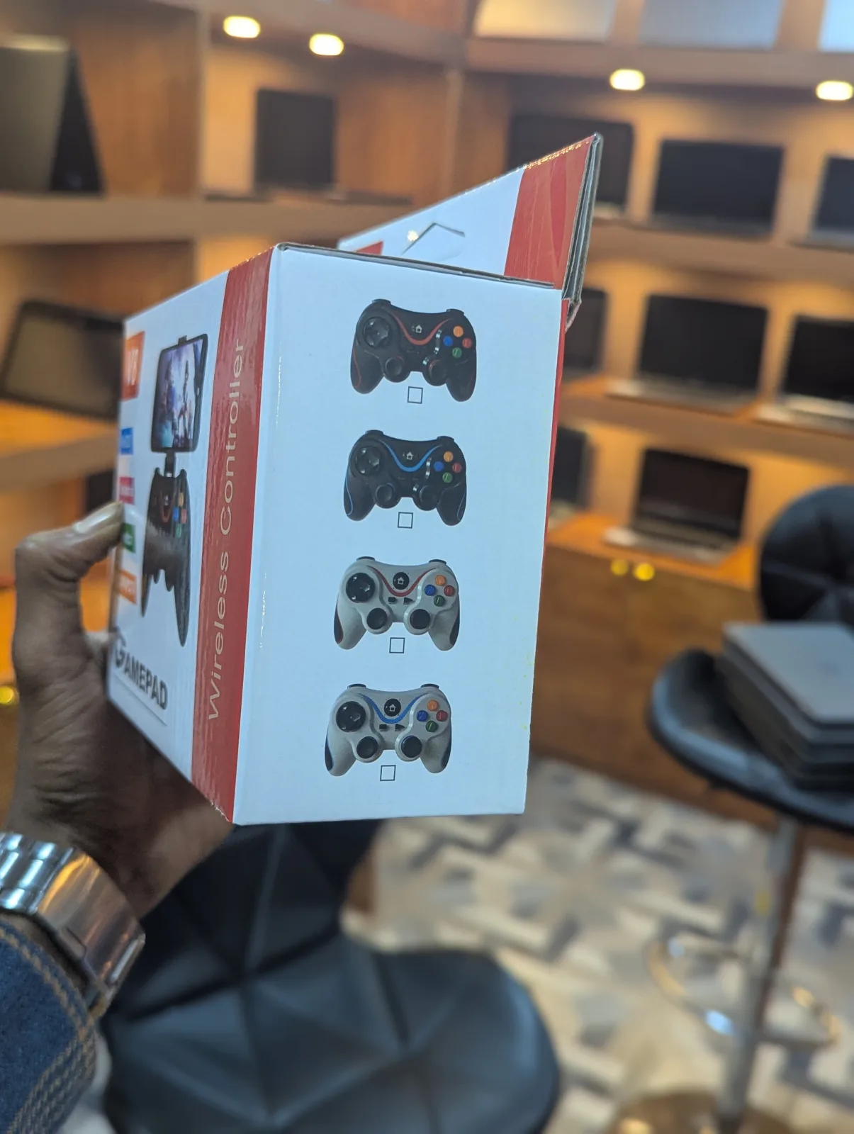 V8 Phone Gamepad Thumbnail 2