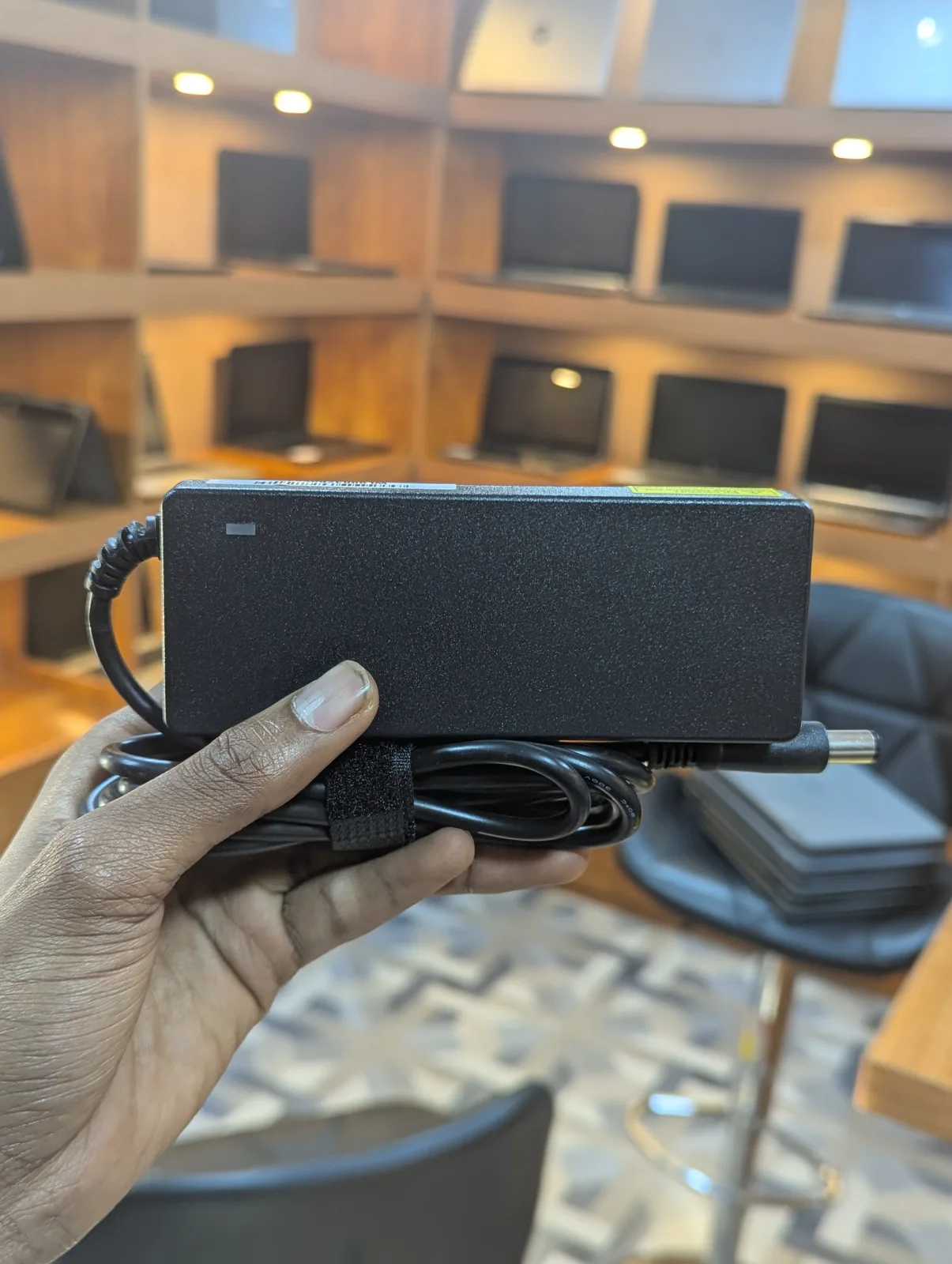Dell Big Pin Adapter Thumbnail 4