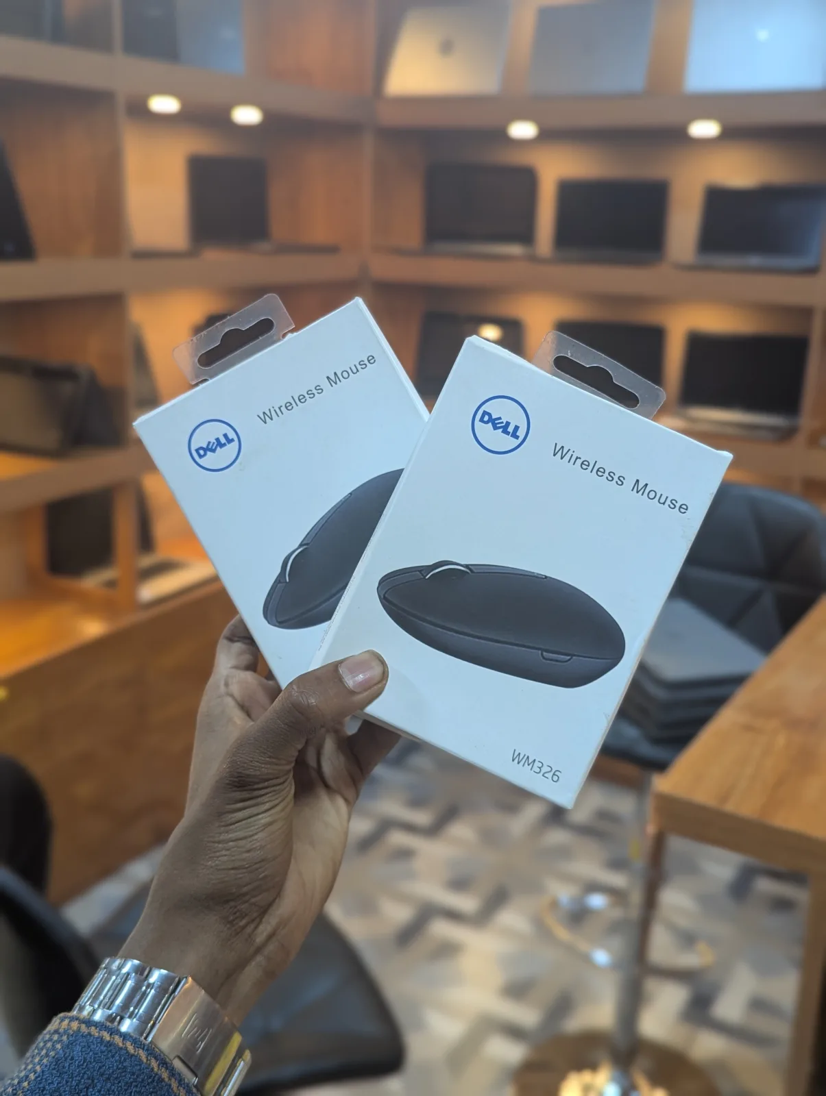 Dell Wireless Mouse Rechargable Thumbnail 4