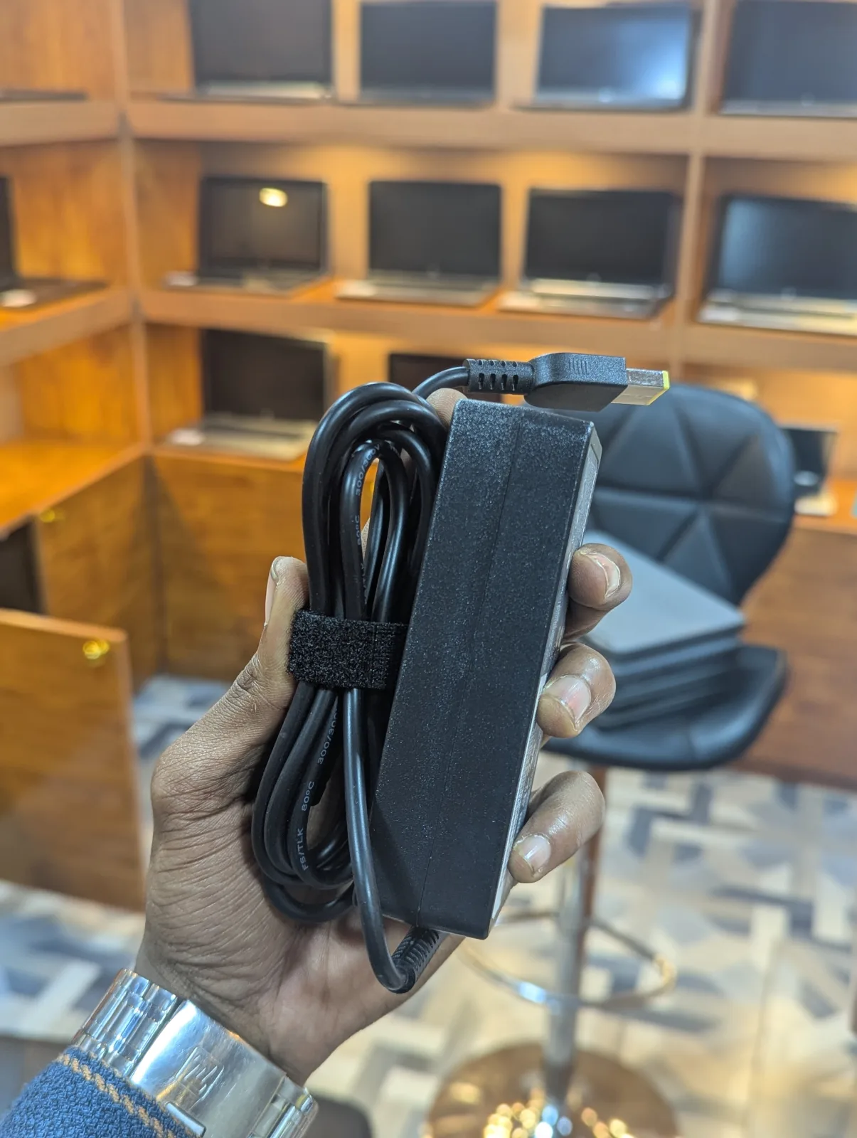 Lenovo USB Adapter Thumbnail 3
