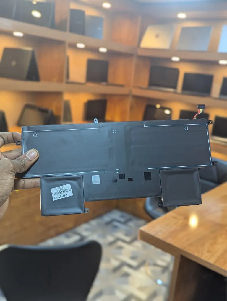 Battery E0OXL Thumbnail 3