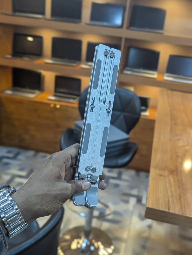 Laptop Aluminium Stand Thumbnail 2