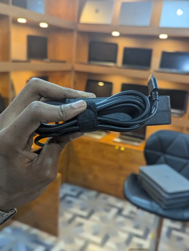 Universal Type C Adapter Thumbnail 3